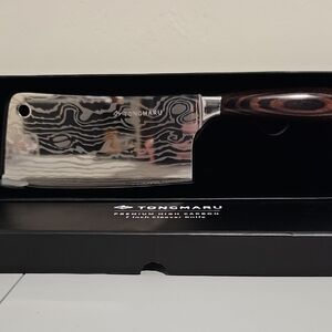 Black and Silver Tongmaru Chef Knife